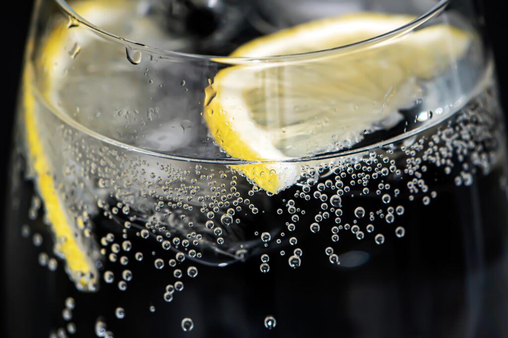 ri ya bubbles 6841040